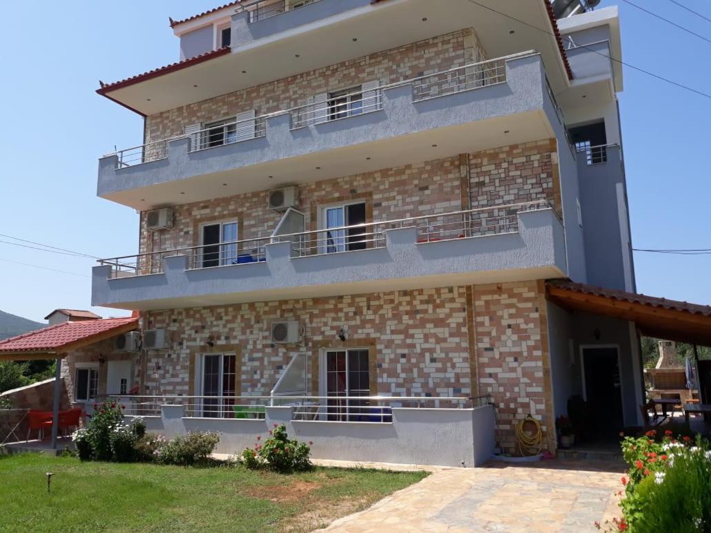 Ylli Mance Apartments Ksamil Exterior photo